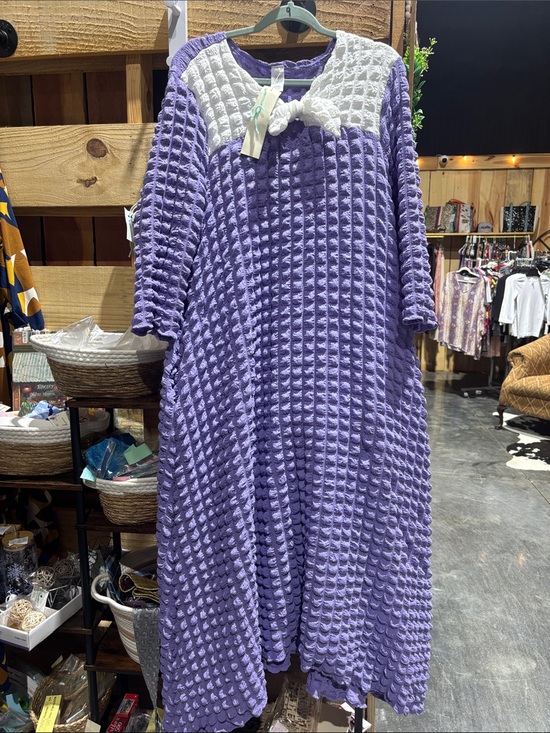 Dresses & Skirts - Elegant Purple Maxi Dress